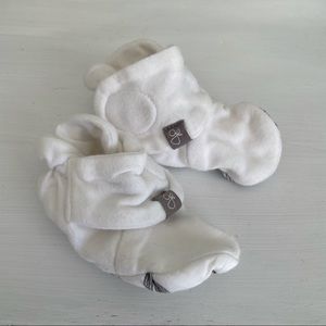 Goumi Baby Booties